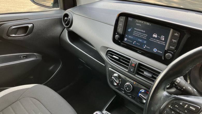 Hyundai i10 1.0 MPi SE Connect 5dr Petrol Hatchback